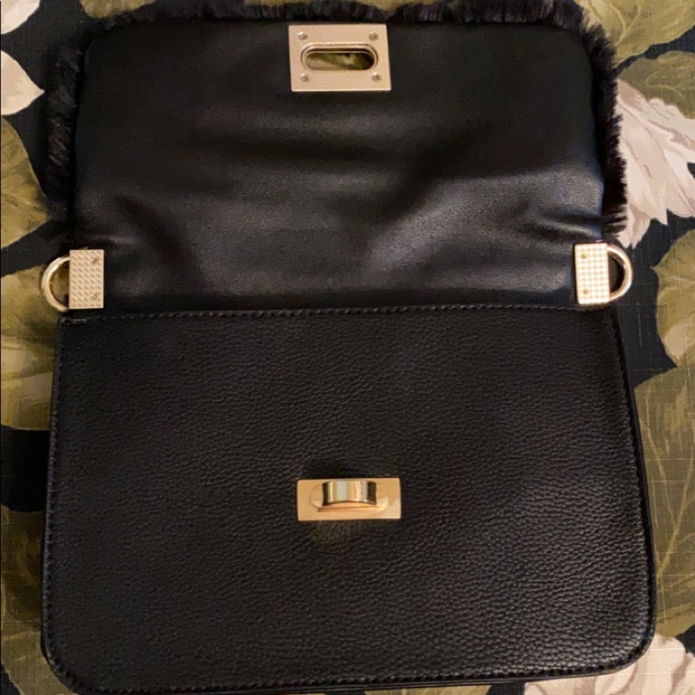 Purse - Picture 3 of 6